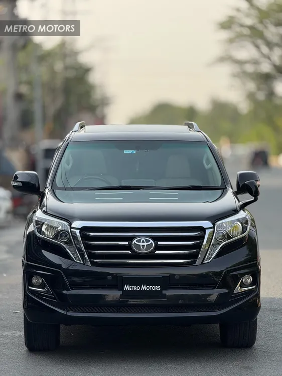 Toyota Prado 2010 for Sale in Lahore Image-1