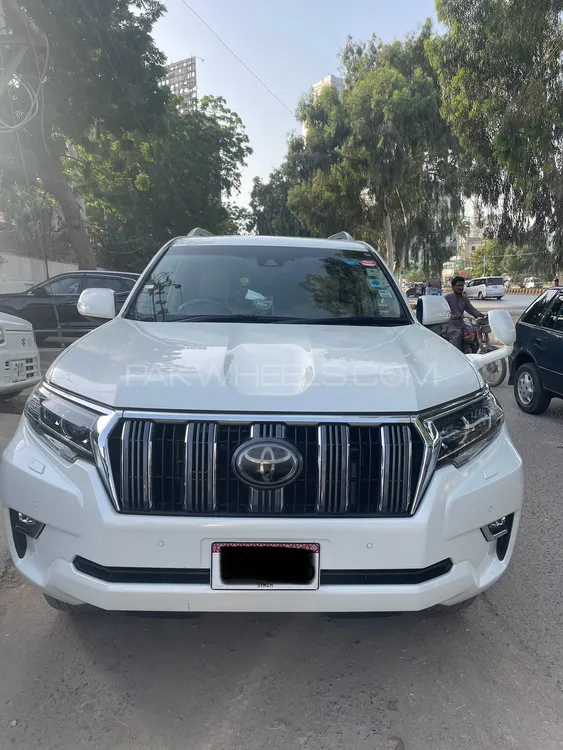 Toyota Prado 2018 for Sale in Karachi Image-1