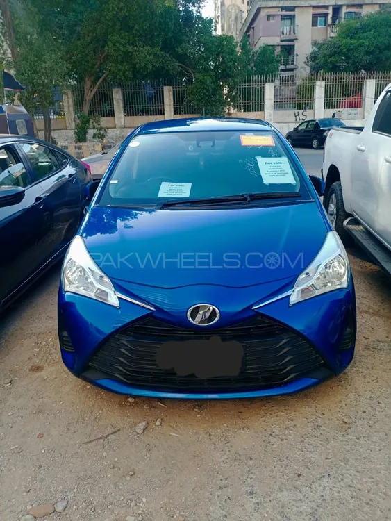 Toyota Vitz 2018 for Sale in Multan Image-1