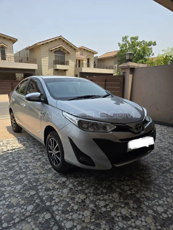 Toyota Yaris Sedan 2021 for Sale in Lahore Image-1