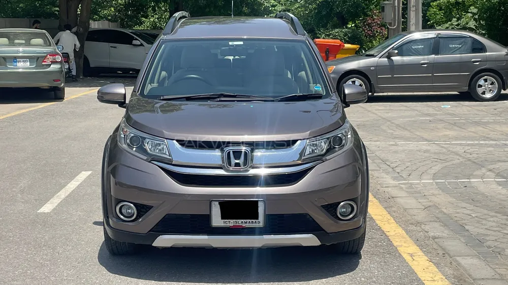 Honda BR-V 2018 for Sale in Islamabad Image-1