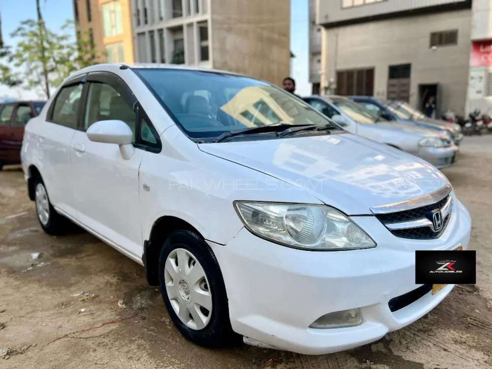 Honda Fit Aria 2006 for Sale in Karachi Image-1