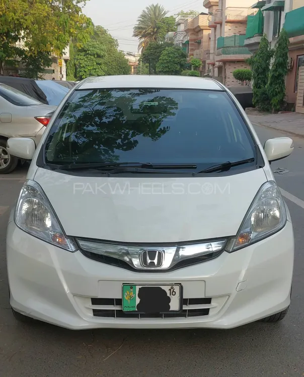 Honda Fit 2012 for Sale in Lahore Image-1