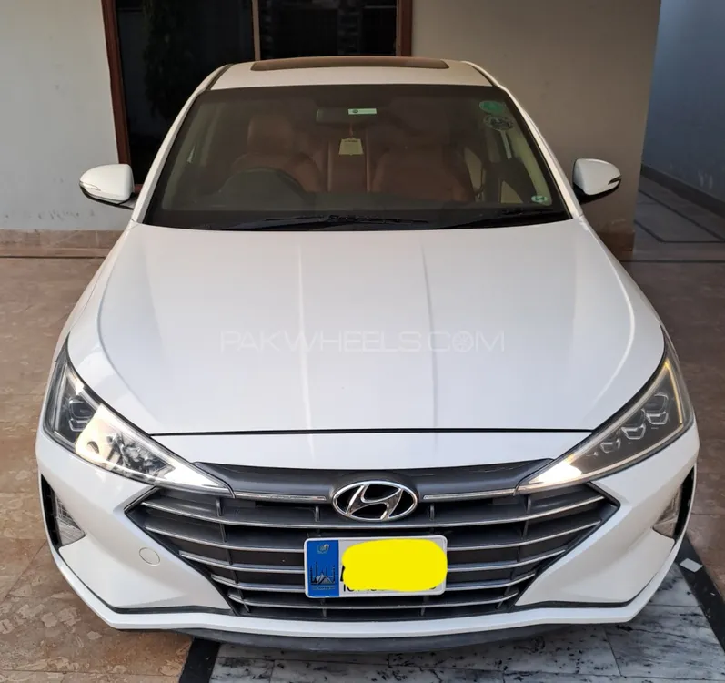 Hyundai Elantra 2021 for Sale in Multan Image-1