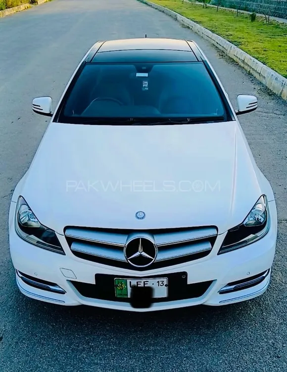 Mercedes Benz C Class 2013 for Sale in Islamabad Image-1