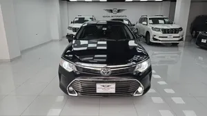 Toyota Camry Hybrid 2015 for Sale