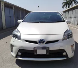 Toyota Prius G Touring Selection 1.8 2013 for Sale