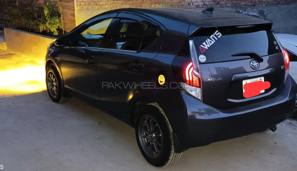 ٹویوٹا اکوا 2015 for Sale in پشاور Image-1