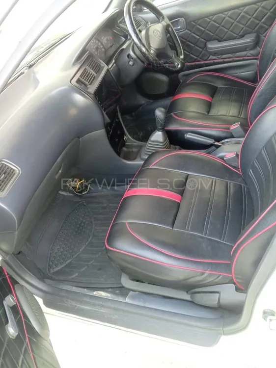 Toyota Corolla 2001 for Sale in Mardan Image-1