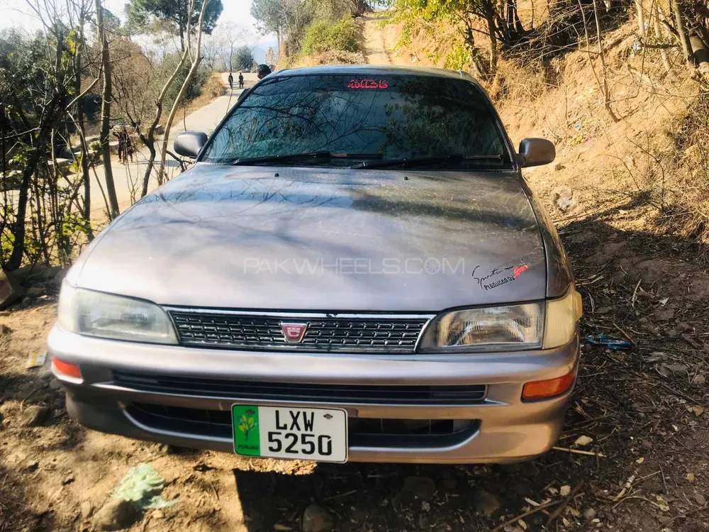 Toyota Corolla 2001 for Sale in Lahore Image-1