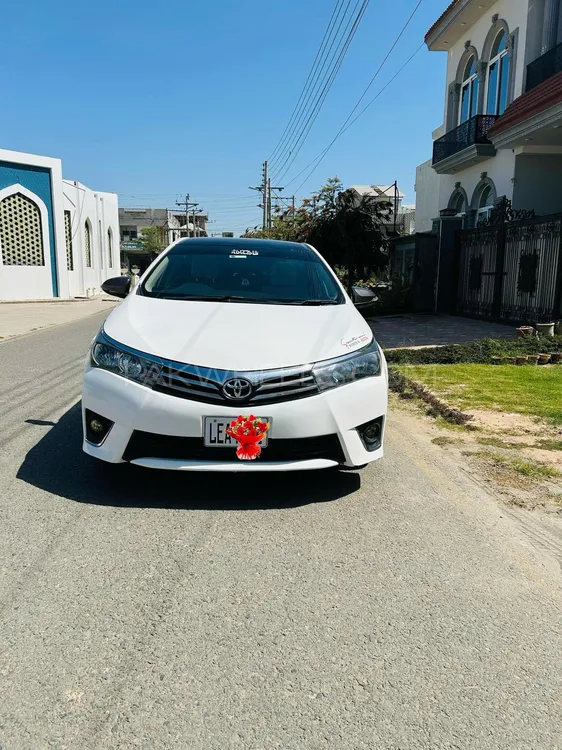 Toyota Corolla 2016 for Sale in Sargodha Image-1