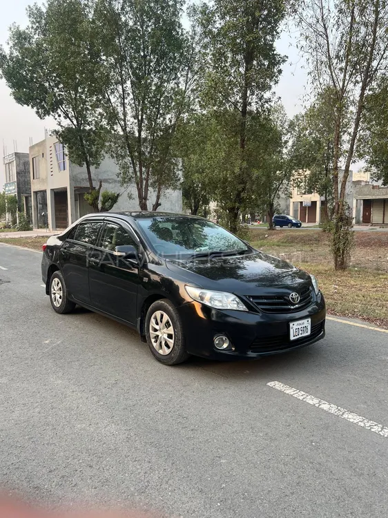 Toyota Corolla 2012 for Sale in Lahore Image-1