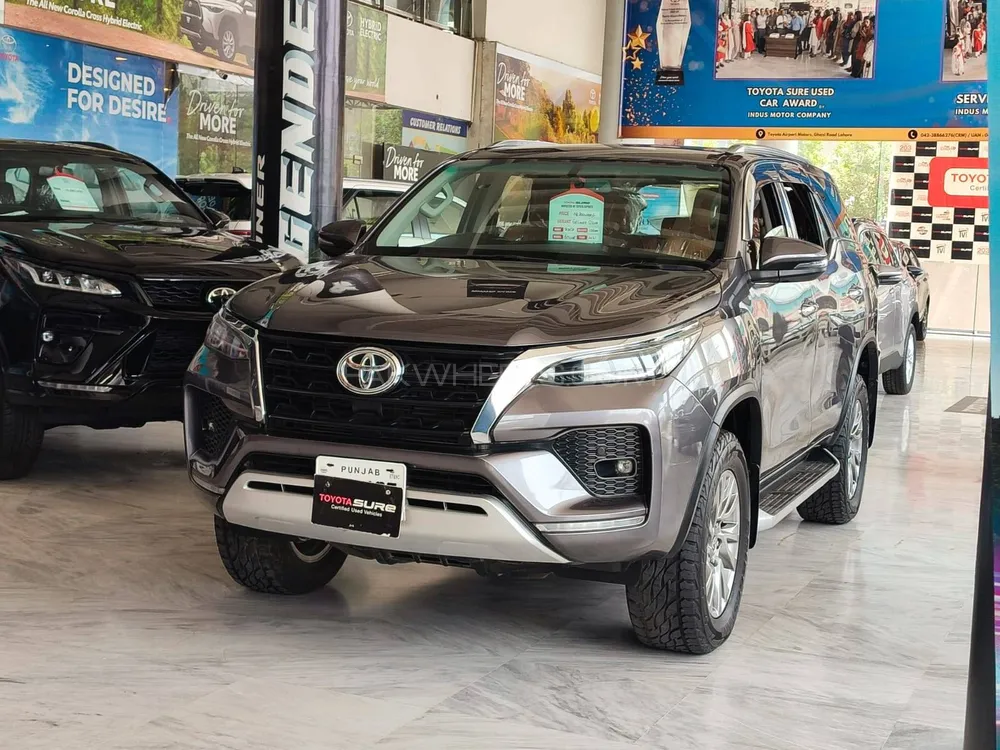 Toyota Fortuner 2021 for Sale in Lahore Image-1