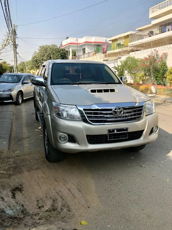 Toyota Hilux 2012 for Sale in Karachi Image-1