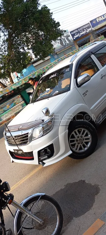 Toyota Hilux 2015 for Sale in Chakwal Image-1