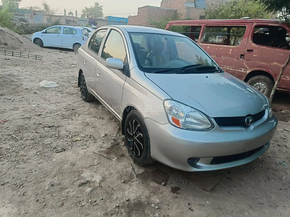 Toyota Platz 2005 for Sale in Islamabad Image-1