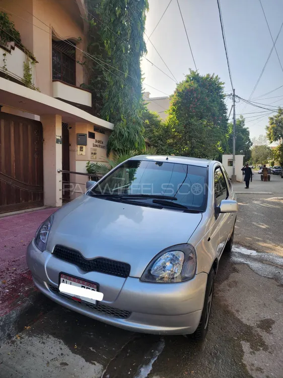 Toyota Vitz 1999 for Sale in Karachi Image-1