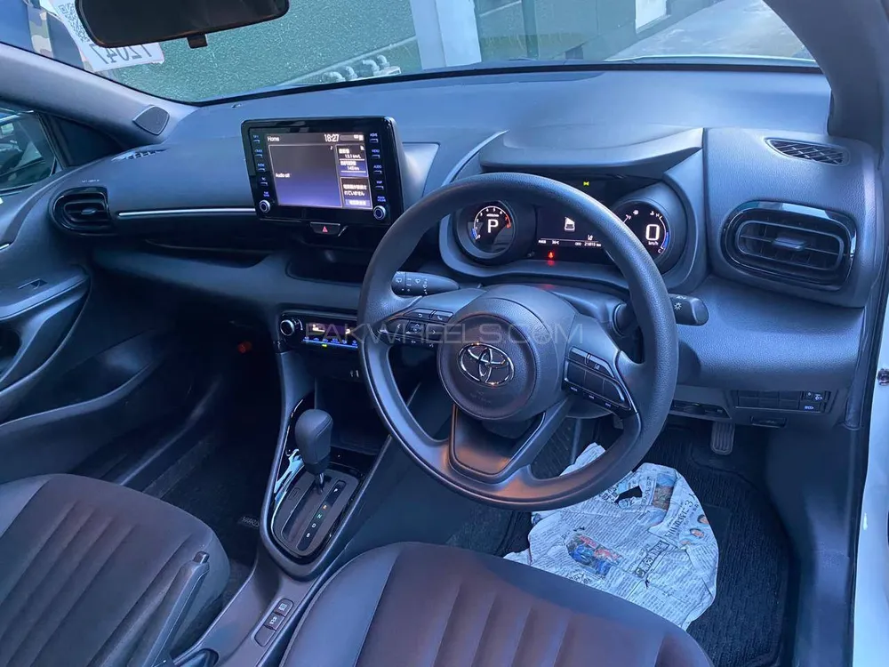 Toyota Yaris Hatchback 2021 for Sale in Karachi Image-1