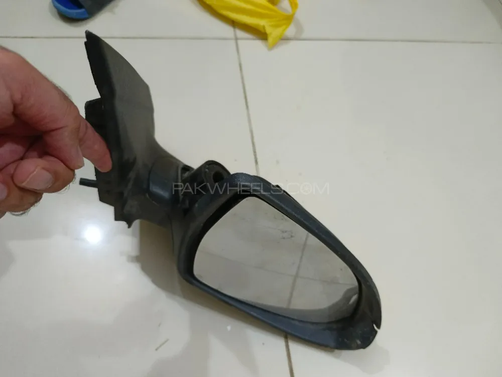Changan Alsvin Right side Mirror Assembly Image-1