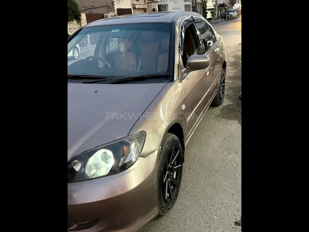 Honda Civic 2004 for Sale in Islamabad Image-1