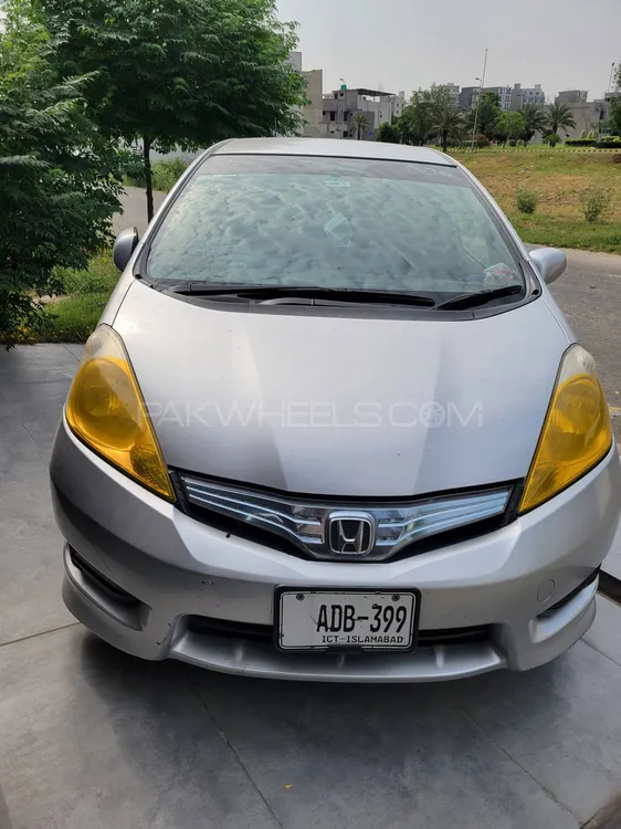 Honda Fit 2013 for Sale in Sialkot Image-1
