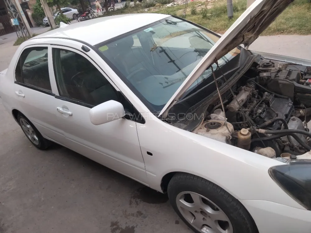Mitsubishi Lancer 2005 for Sale in Lahore Mitsubishi Lancer 2005 for Sale in Lahore Image-3