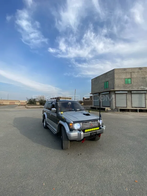 مٹسوبیشی پجیرو 1997 for Sale in عارف والا Image-1