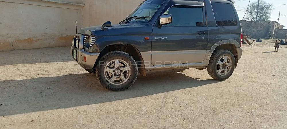 Mitsubishi Pajero Mini 1997 for Sale in Burewala Image-1
