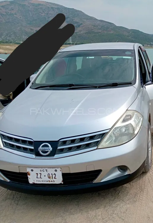 Nissan Tiida 2007 for Sale in Attock Image-1