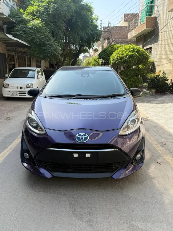 ٹویوٹا اکوا 2017 for Sale in فیصل آباد Image-1