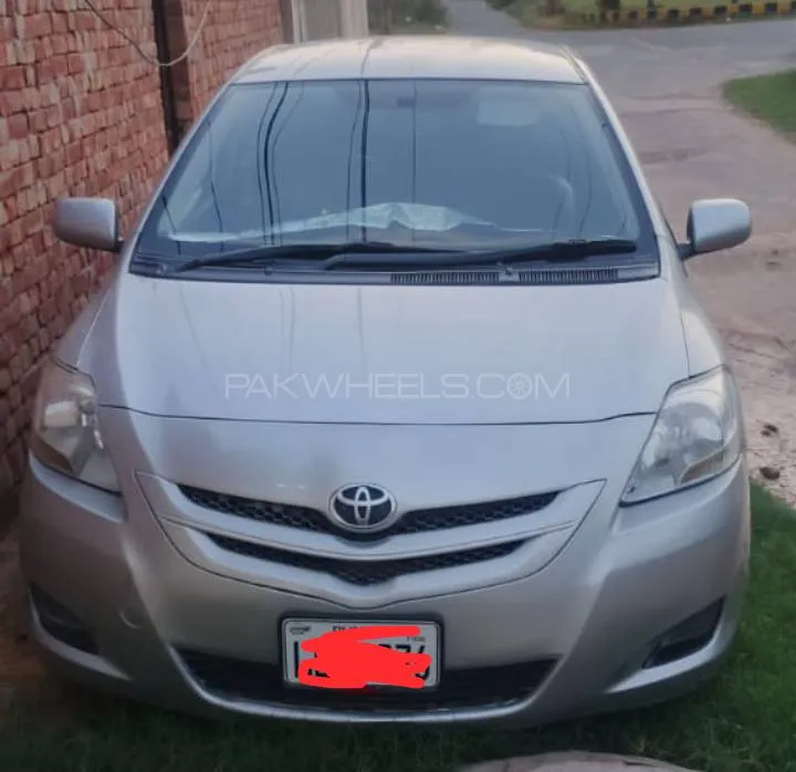 Toyota Belta 2009 for Sale in Multan Image-1