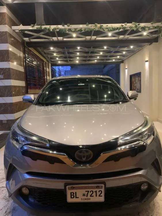 Toyota C-HR 2017 for Sale in Karachi Image-1