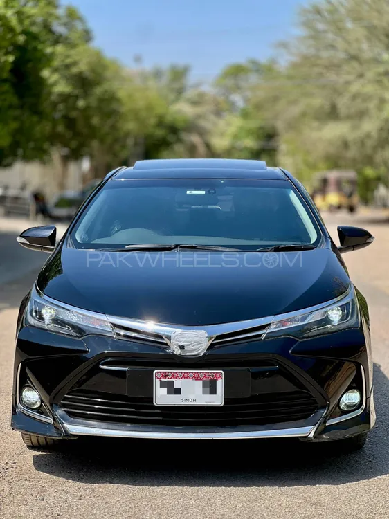 Toyota Corolla 2021 for Sale in Karachi Image-1