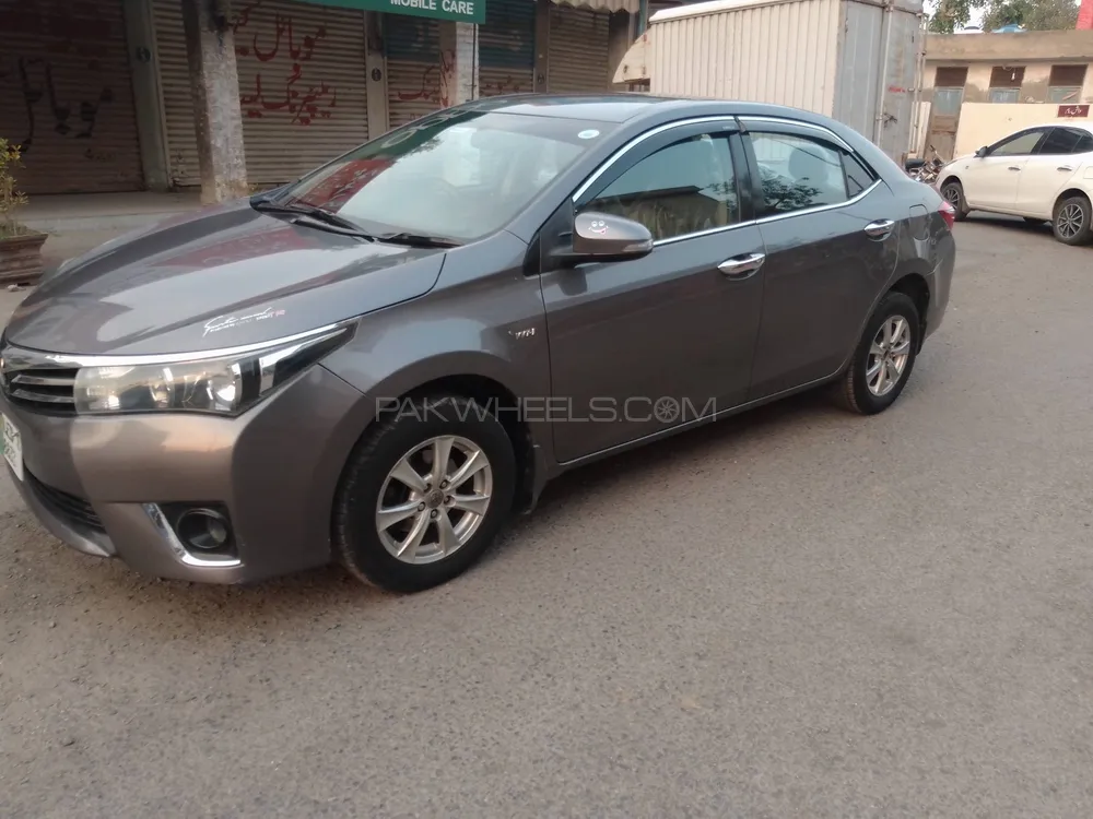 Toyota Corolla 2016 for Sale in Jaranwala Image-1