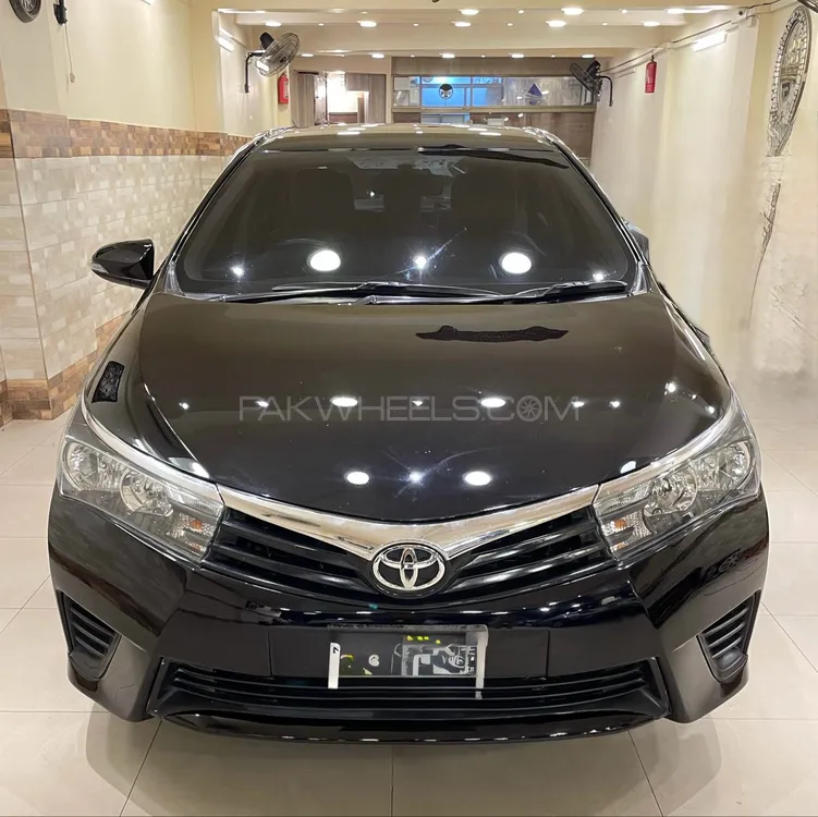 Toyota Corolla 2017 for Sale in Karachi Image-1