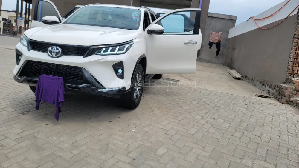 Toyota Fortuner 2021 for Sale in Gujranwala Image-1
