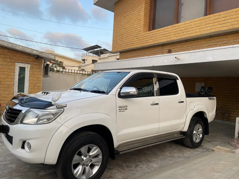 Toyota Hilux 2012 for Sale in Karachi Image-1