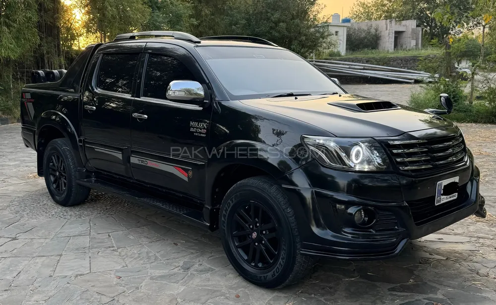 Toyota Hilux 2012 for Sale in Islamabad Image-1