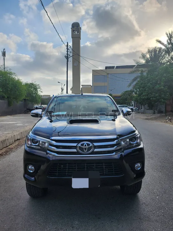 Toyota Hilux 2017 for Sale in Karachi Image-1
