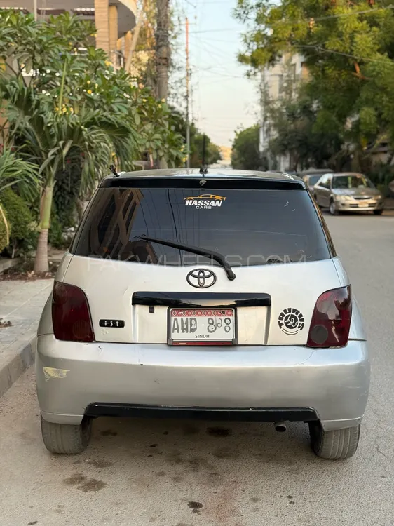 Toyota IST 2002 for Sale in Karachi Image-1