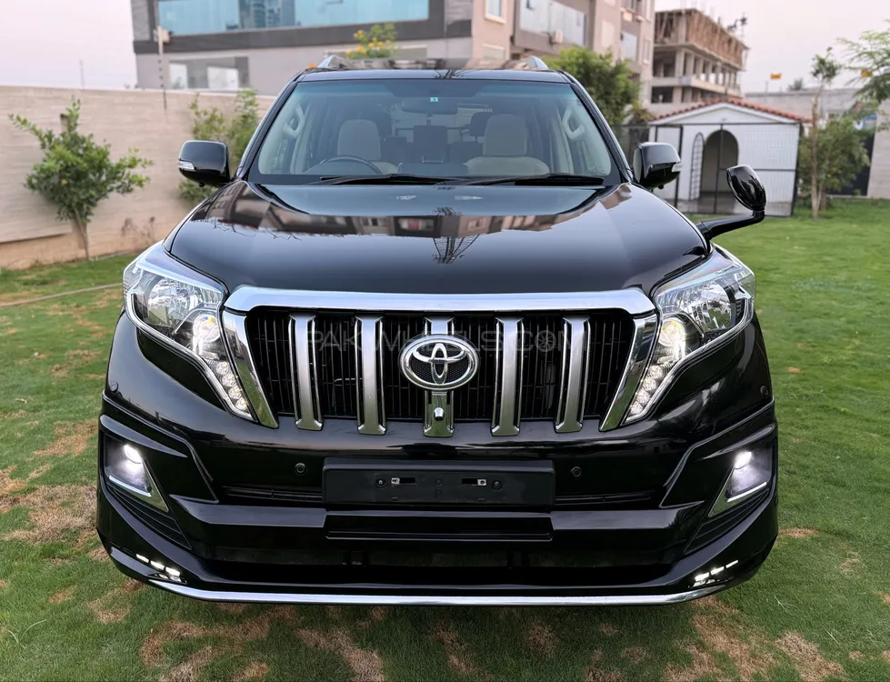 Toyota Prado 2010 for Sale in Islamabad Image-1