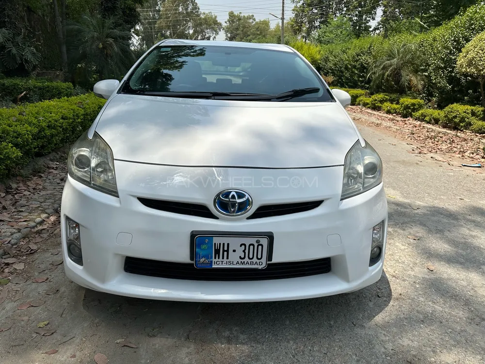 ٹویوٹا پریوس 2011 for Sale in مردان Image-1