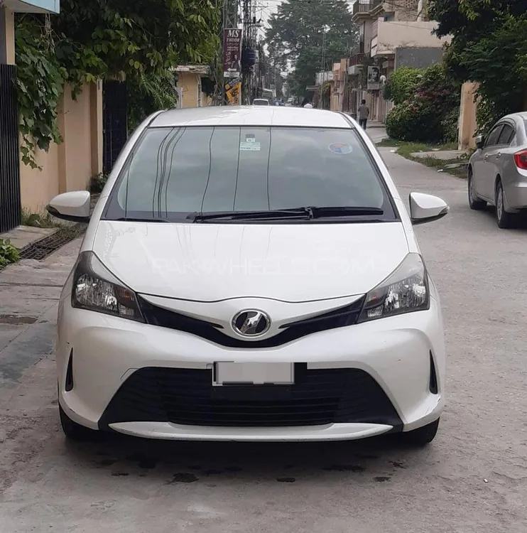 Toyota Vitz 2014 for Sale in Islamabad Image-1
