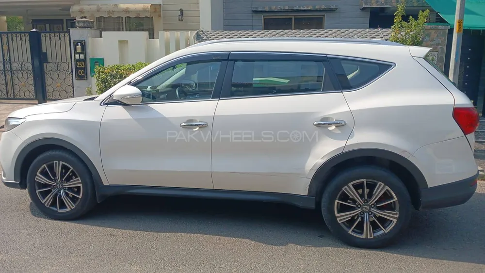 DFSK Glory 580 2022 for Sale in Lahore Image-1