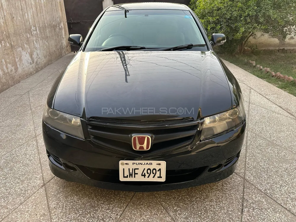 Honda Accord 2002 for Sale in Muzaffar Gargh Image-1