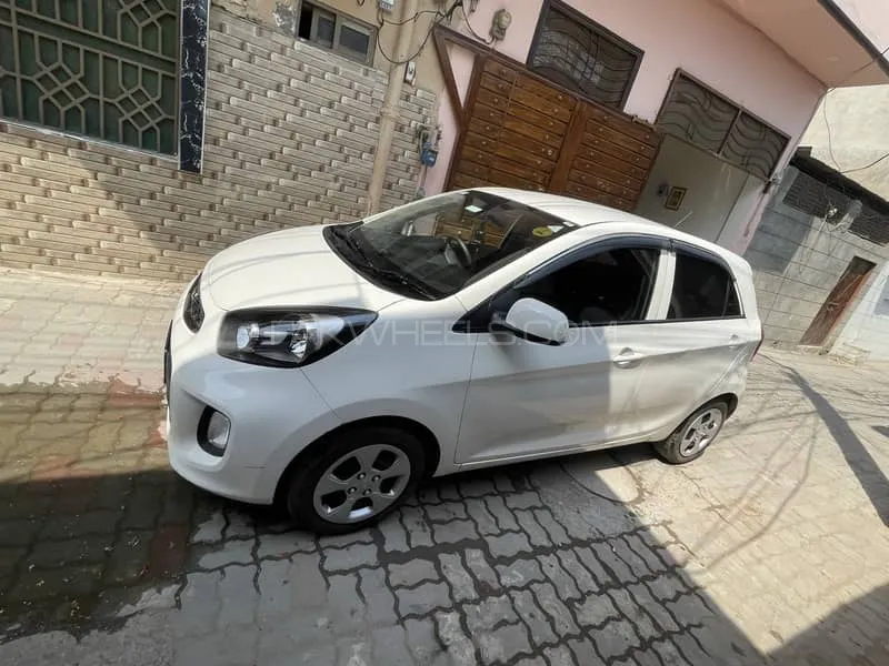 KIA Picanto 2022 for Sale in Sialkot Image-1