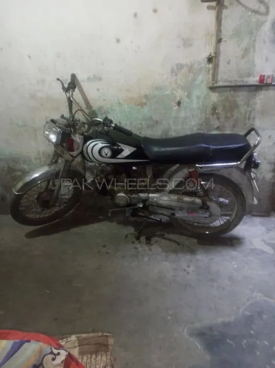Super Star CD 70 2004 for Sale Image-1