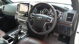 Toyota Land Cruiser 
LC 200
Pearl White 
Milage 63600 kms