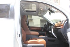 Tundra 2018
White Colour 
Milage 54700kms
