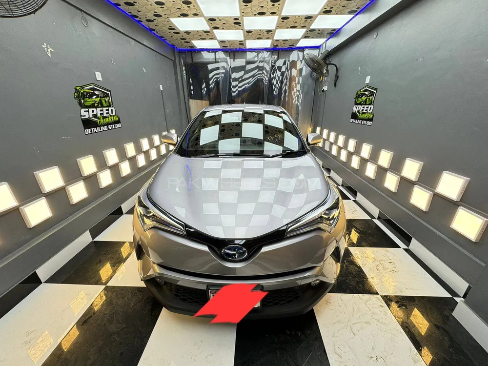 Toyota C-HR 2018 for Sale in Karachi Image-1